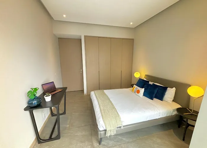 Aparthotel Park Life Paradox Santa Fe Mexico City